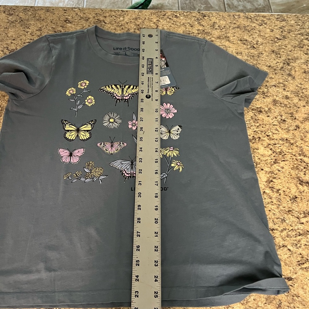Life Is Good crusher Women’s Slate Blue Gray collection butterflies Tee shirt L - Picture 7 of 10